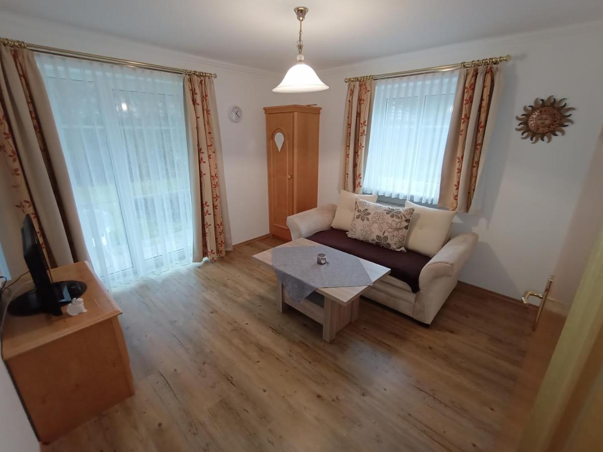 Hohenwarth Ferienappartement Gutshof מראה חיצוני תמונה
